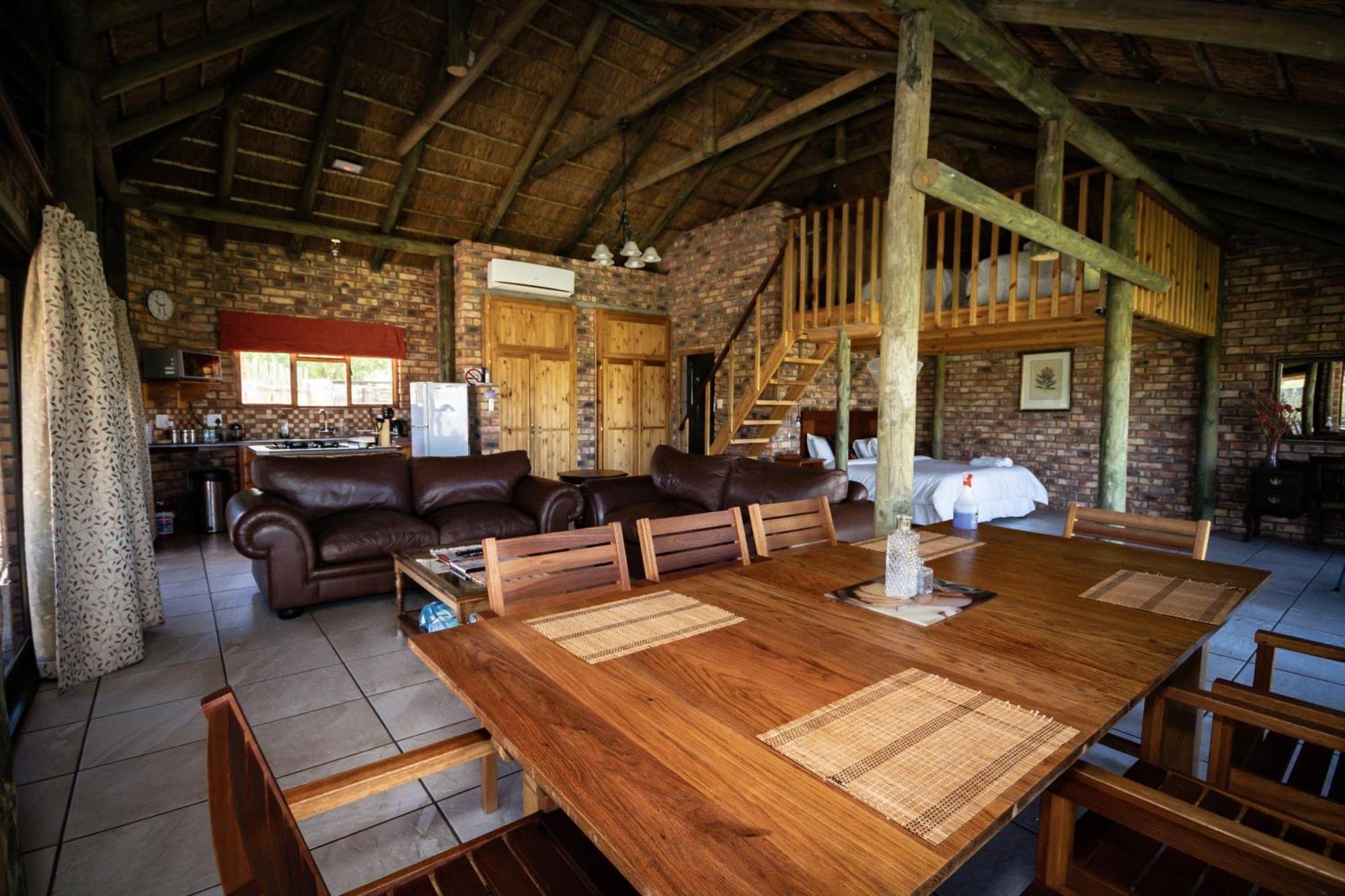Tarantula Guest House Calvinia ภายนอก รูปภาพ