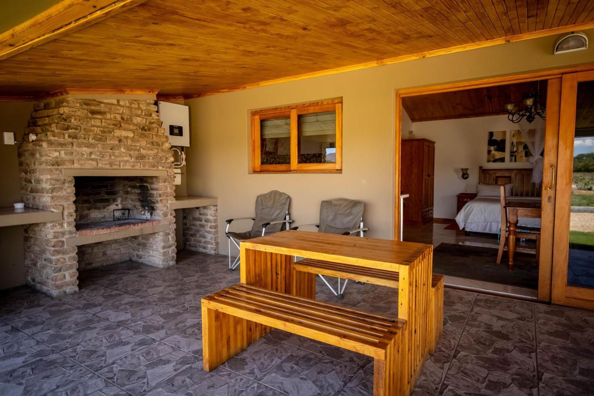 Tarantula Guest House Calvinia ภายนอก รูปภาพ